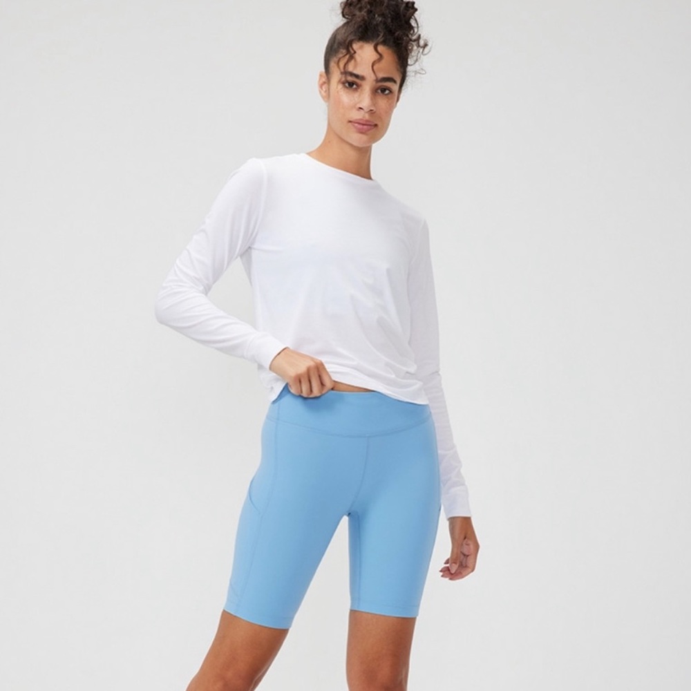 NWT ✨ OV 8” Zoom Shorts in Morning Blue 💙